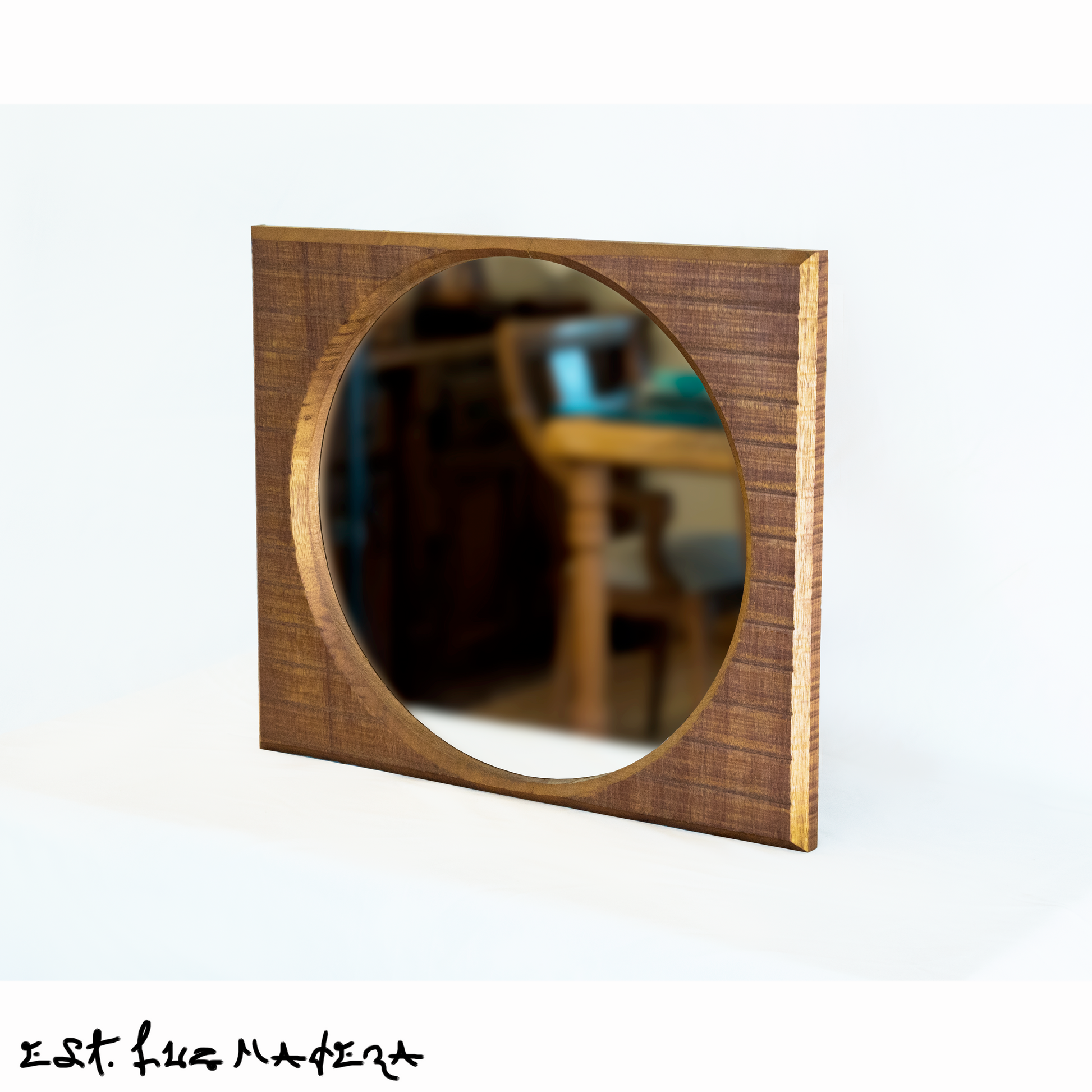 Espejo pequeño de diseño en madera colección Campanela – Estudio Luz  Madera