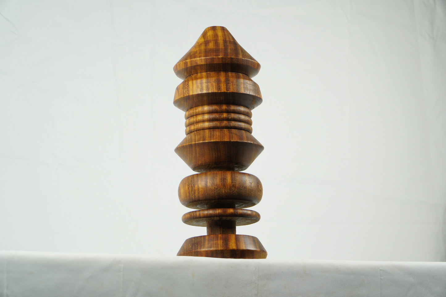 Wooden sculpture "Nimbo"
